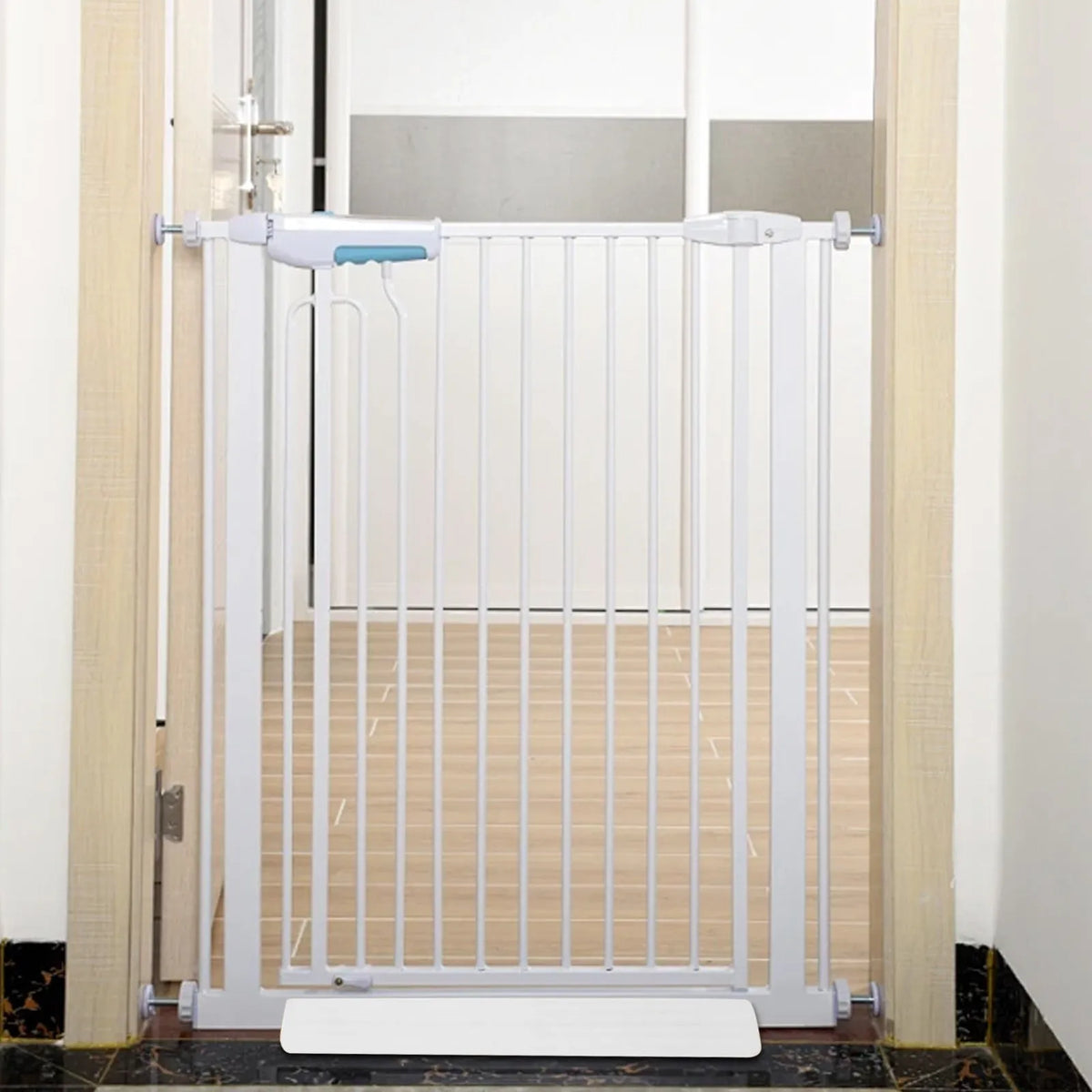 Safety Door Anti-tripping Deflector Pet Siolation Fence – 2 Colors