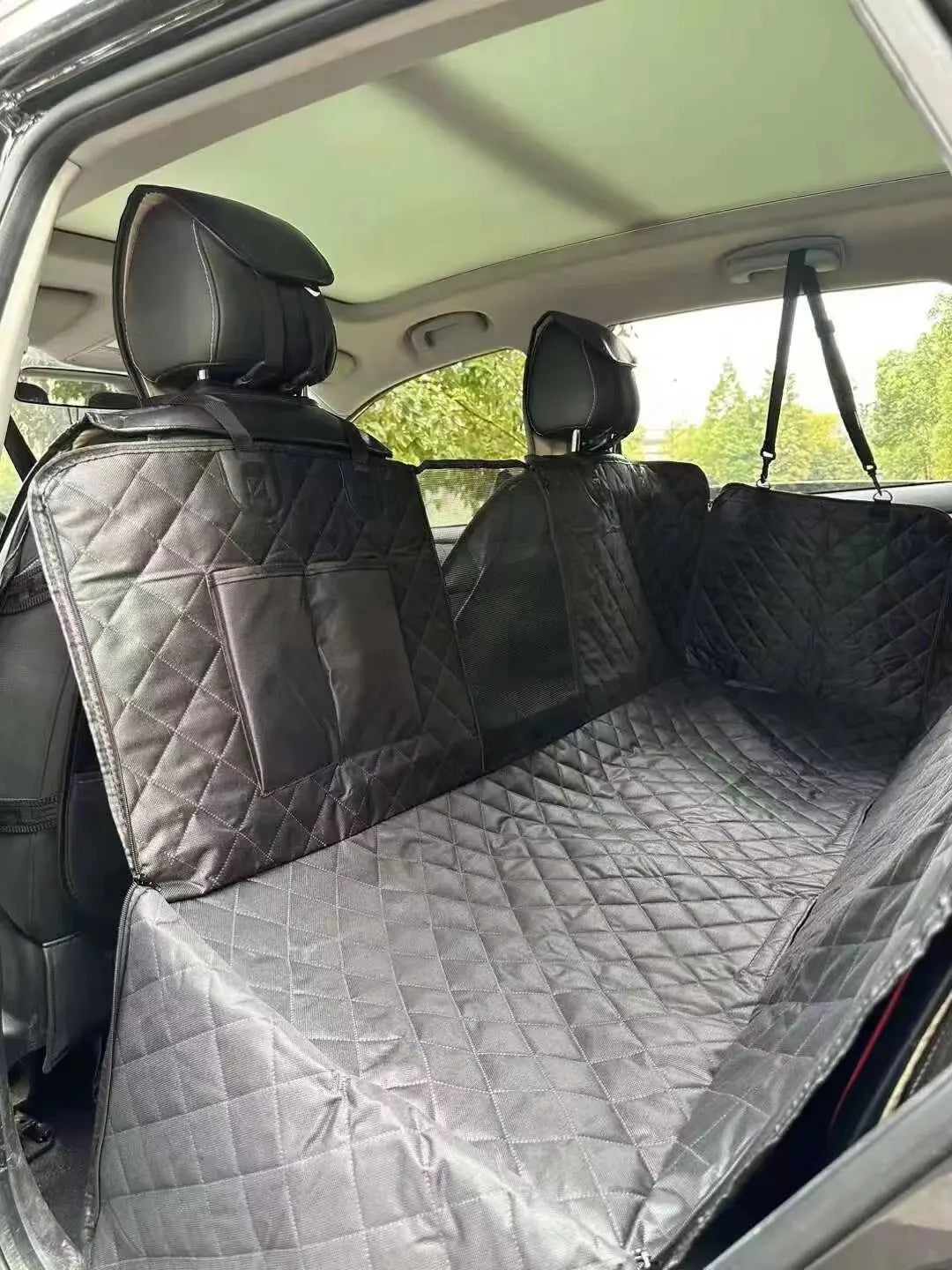 Design Waterproo Dirt Proof Pet Car Seat - MyPetDollar.com