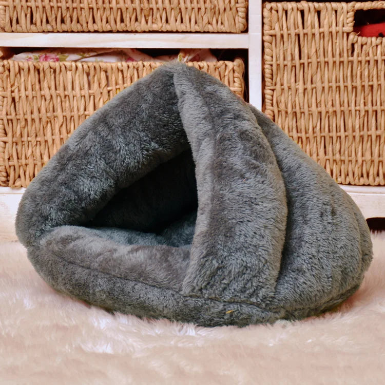 Triangle Pet Dog Kennel Mat Winter Warm - MyPetDollar.com