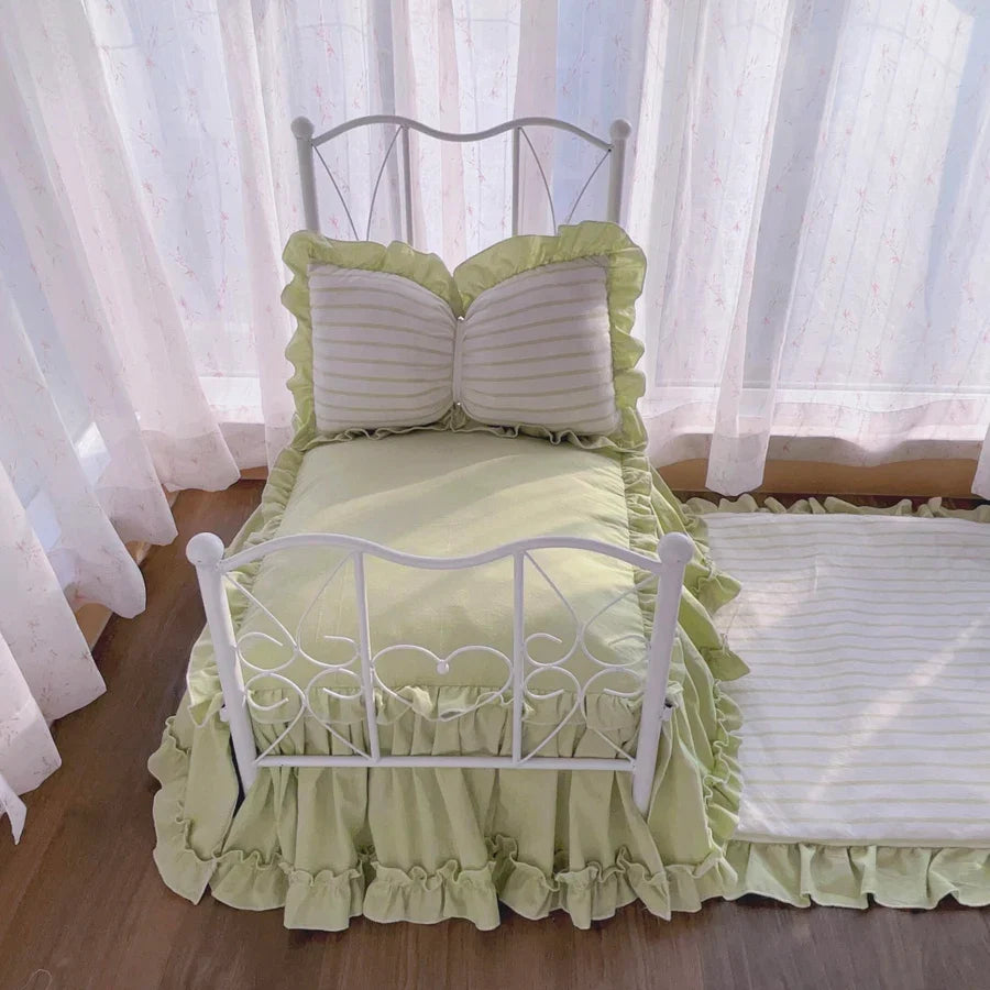 Elevated Princess Bed for Puppies Iron Dog Crate, Durable