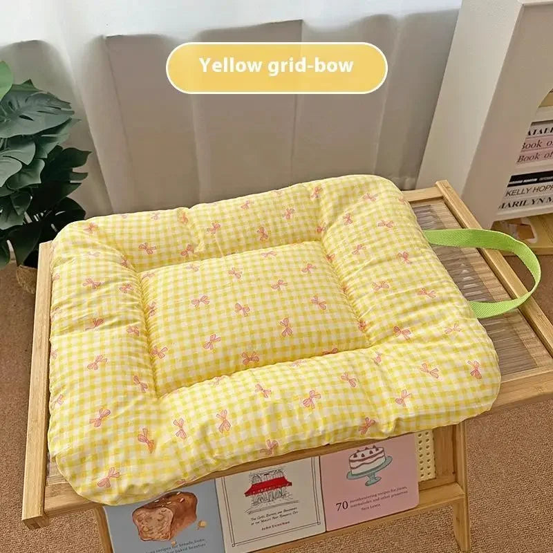 Cute Soft Checkered Bow Pet Bed Universal - MyPetDollar.com