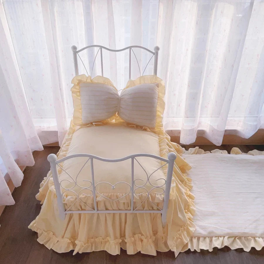 Ins Elevated Princess Bed for Puppies Iron - MyPetDollar.com