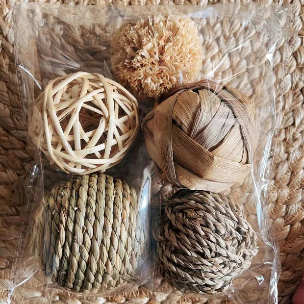 4 Chewing Braided Ball Guinea Pig Rabbit Hamster Small Animal – 4 Colors