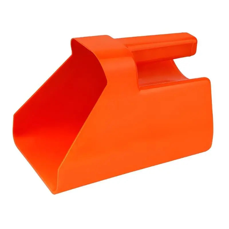 R6fe Plastic Feed Scoops for Horses and Pet Light – Stable & Barn Supplies