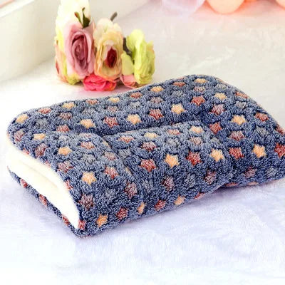 Winter Warm Pet Dog Soft Cushion Large Print - MyPetDollar.com