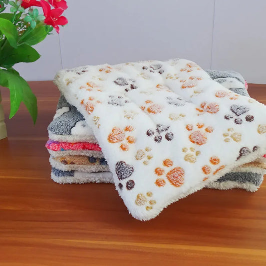 Thickened Flannel Warm Dog Mat for Autumn - MyPetDollar.com