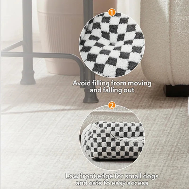 Checkered Pet Bed A square-shaped pet bed - MyPetDollar.com