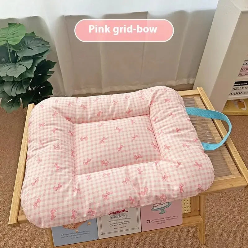 Cute Soft Checkered Bow Pet Bed Universal - MyPetDollar.com