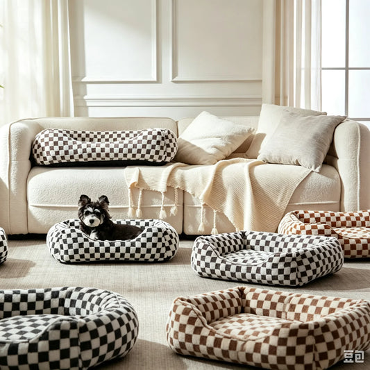 Checkered Pet Bed A square-shaped pet bed - MyPetDollar.com