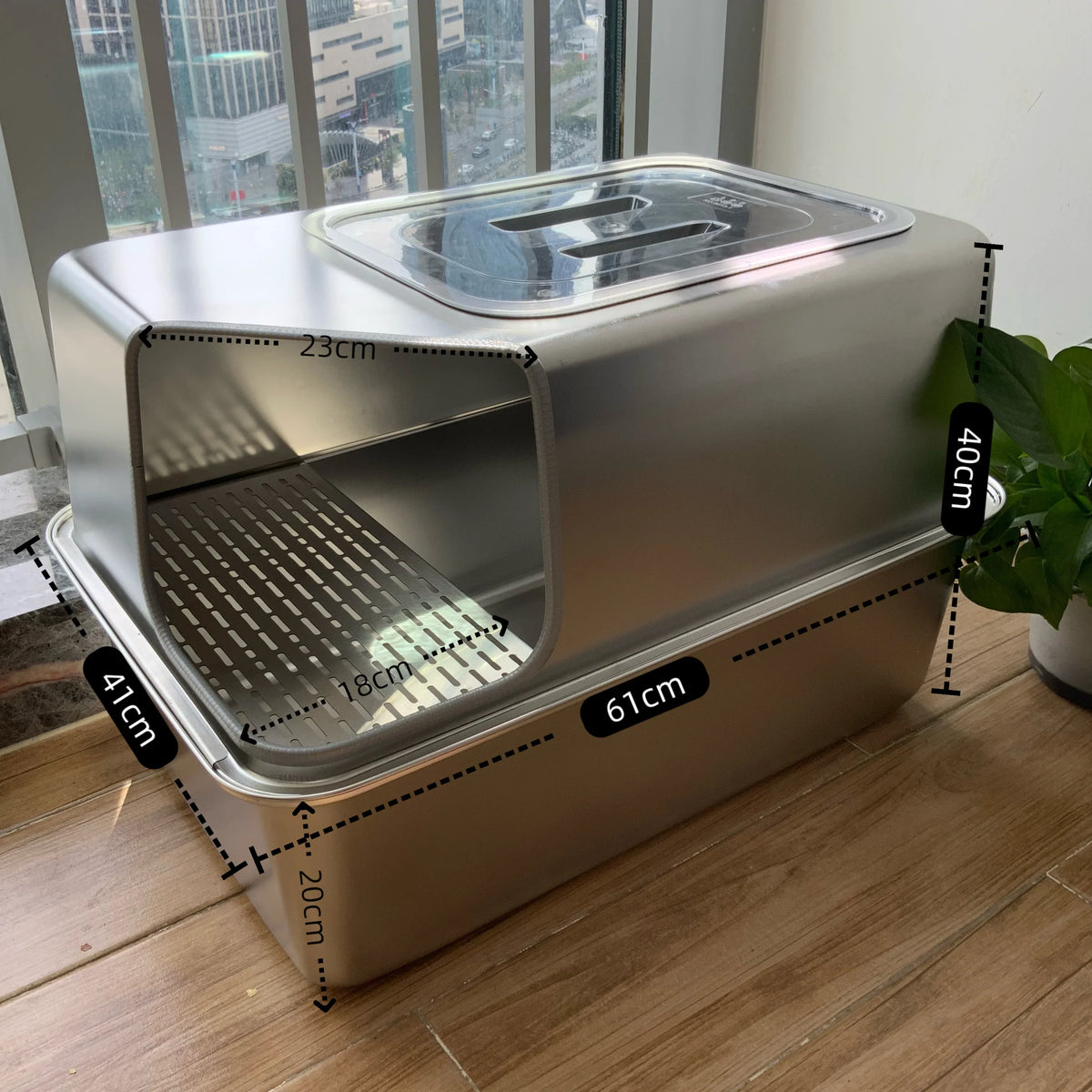 Stainless Steel Enclosed Litter Box with Corridor Design Large