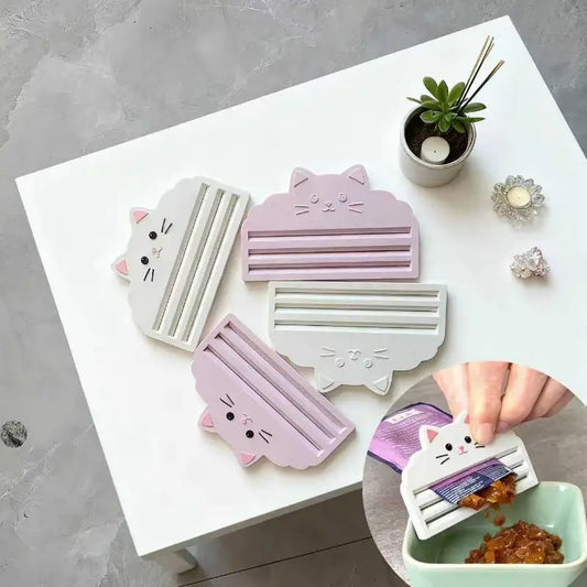 Cat Food Squeezer - Efficiently Extracts from Bags (4 colors)